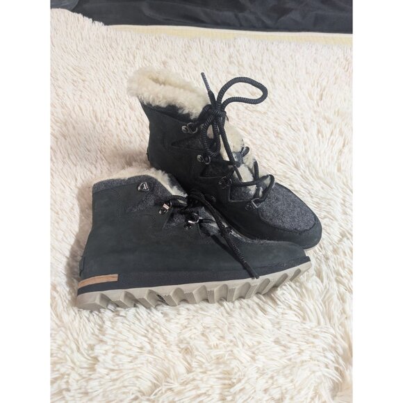 Sorel Sneakchic Alpine Holiday Shearling Waterproof Cold-Weather Boots, Size 7.5 - Picture 3 of 13